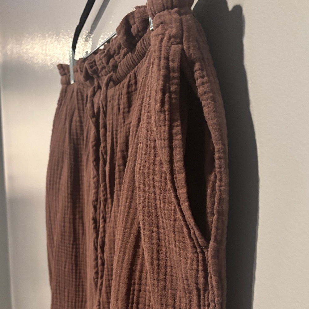 Relaxed Drawstring Pants - Picture 7 of 7